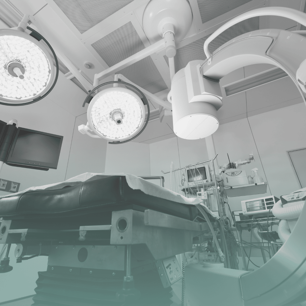 ISO 13485 Thumbnail A room with medical equipment set up